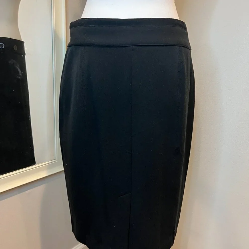 Adrienne Vittadini Black pencil skirt, Size 6
